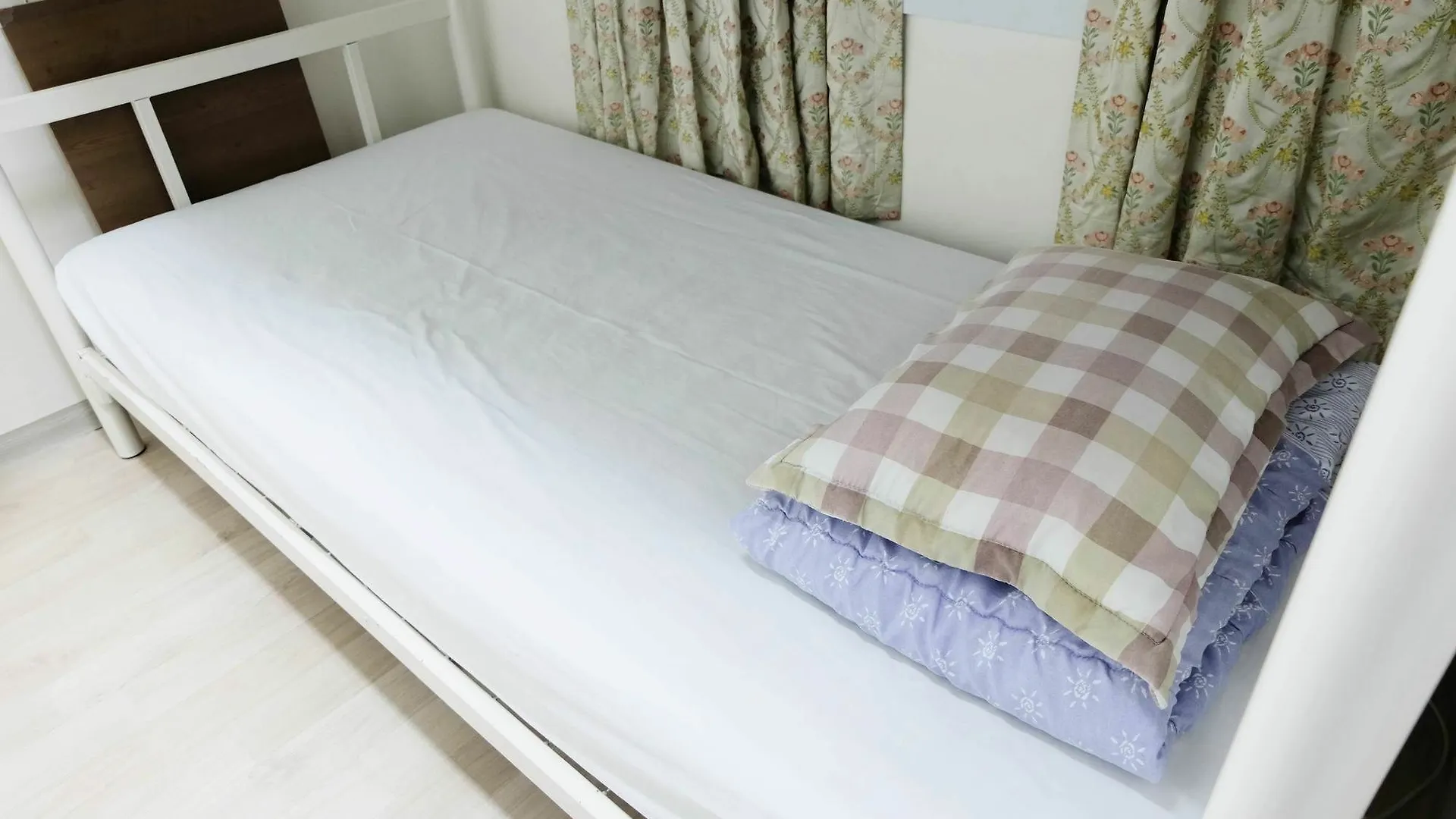 Yacht Guesthouse Seoul
