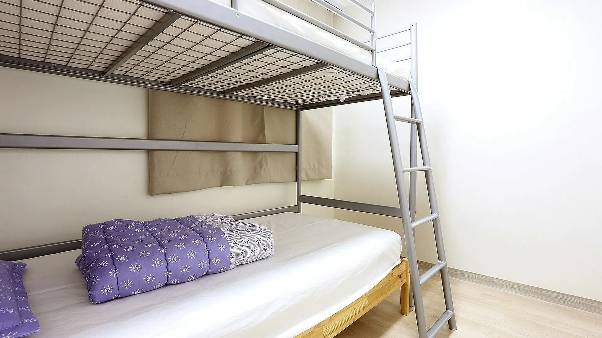 Yacht Guesthouse Seoul Gæstehus